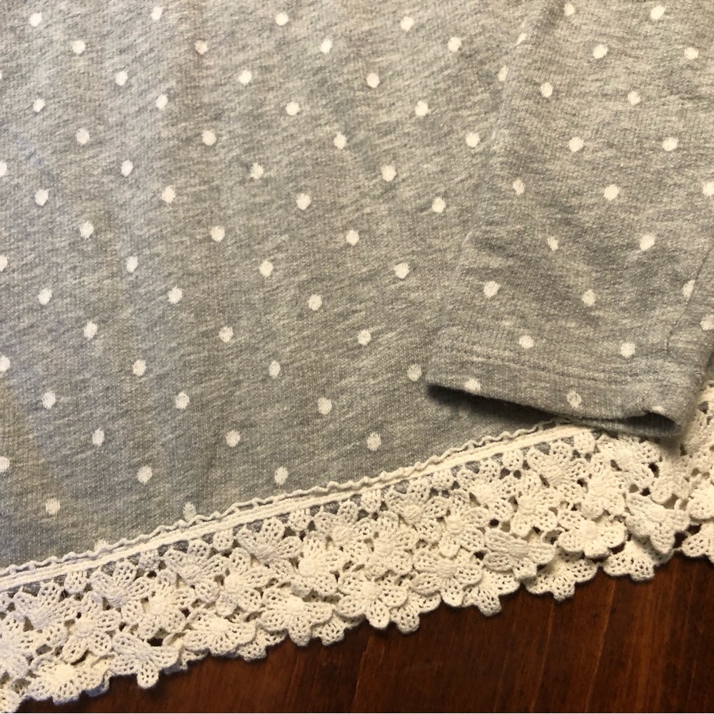GAP Sweater - Picture 2 of 3